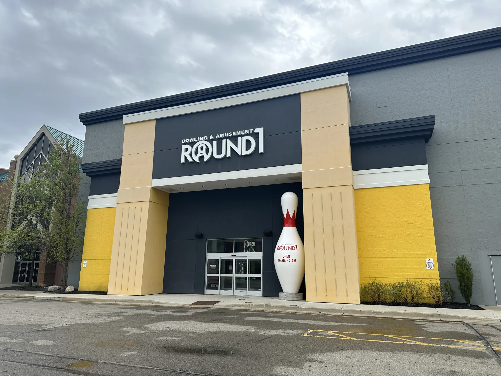 Round1 exterior